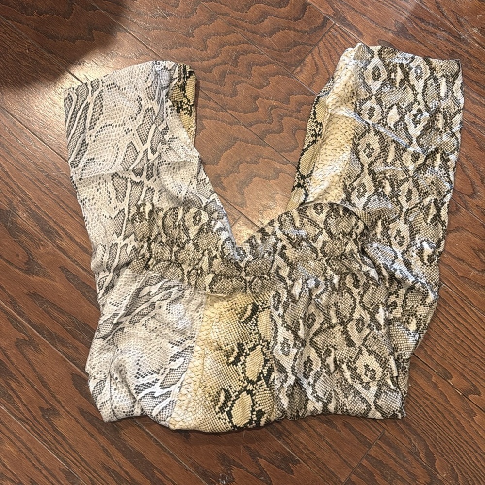 Zara Snake Print Wide Leg Pants - Picture 8 of 9